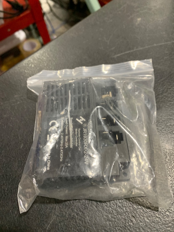 Photo 1 of JR1930RX-3-24V,JR1930RX-2-24V Control Box Receiver Kids Powered Ride on car Controller Accessories for Children Electric Ride On Car Replacement Parts