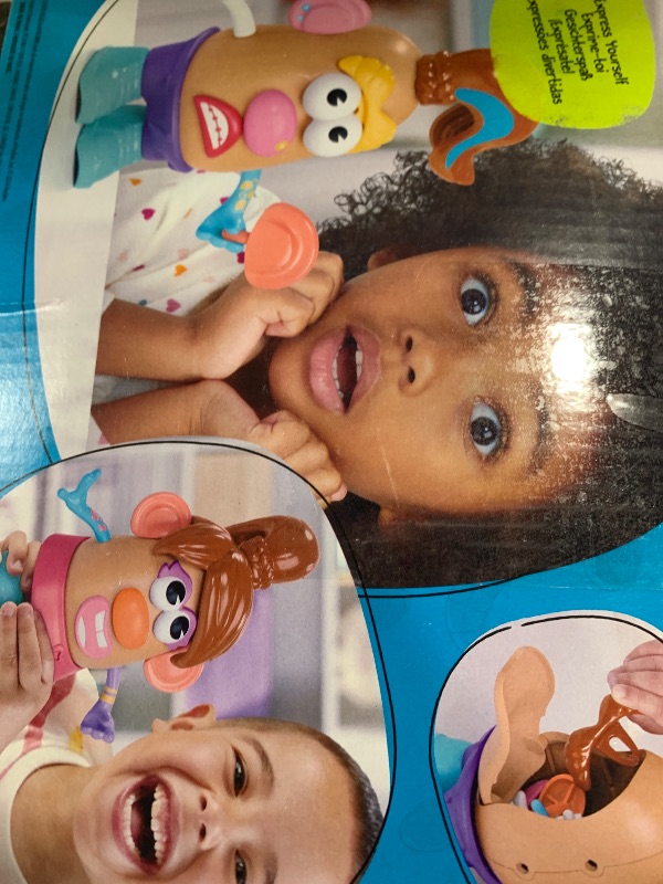 Photo 1 of Potato Head Express Yourspud Playset with 1 Potato Body and 32 Accessories, Creative Toddler and Preschool Toys for Boys and Girls 2 Years and Up (Amazon Exclusive)
