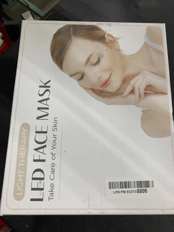 Photo 1 of EVFOFO Led Face Mask Light Therapy, White 1234