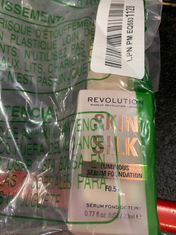 Photo 1 of Revolution, Skin Silk Serum Foundation, Light to Medium Coverage, Lightweight & Radiant Finish, Contains Hyaluronic Acid, F0.5 Fair Skin Tones, 0.77 fl oz