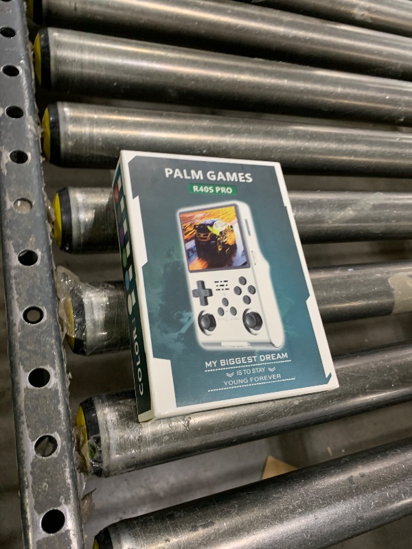 Photo 1 of R40S Pro Handheld Retro Gaming Console – 256GB Storage, 3800mAh Battery, 3.5" Full-Lamination IPS Screen, 20+ Emulators (Purple)