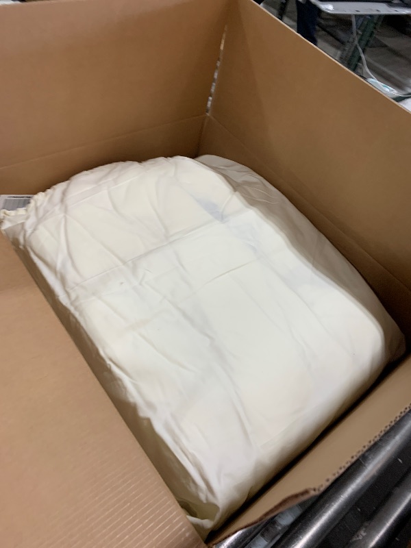 Photo 1 of LilySilk All Season Silk Comforter/Duvet/Quilt, 100% Silk Floss Filling with 100% Cotton Cover King(104x92 Inch,Silk Weight:2.0kg)