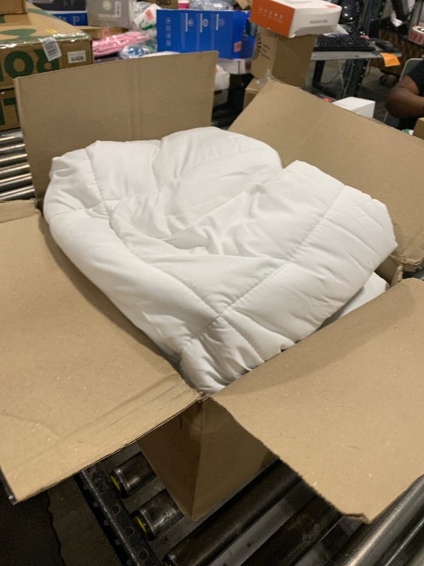 Photo 1 of MATBEBY Queen Size Mattress Pad - Cooling Breathable Mattress Topper, Quilted Fitted Mattress Protector, Pillow Top Mattress Cover with 8-21" Deep Pocket, Soft, Machine Washable, White, 60x80 Inches