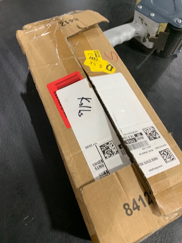 Photo 1 of Towever 84121 Towever Hitch Receiver Adapter with 2" Drop/Rise, 9" Hitch Extender, Solid Tube Hitch Riser (GTW/TW 5000/500 LBS)