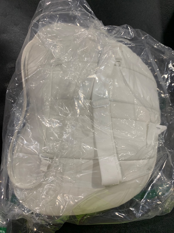 Photo 1 of white bag