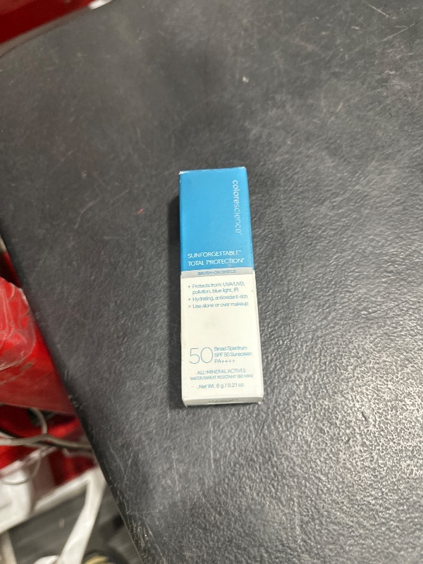 Photo 1 of Colorescience Brush-On Sunscreen Mineral Powder for Sensitive Skin, Medium , 1 Count (Pack of 1)