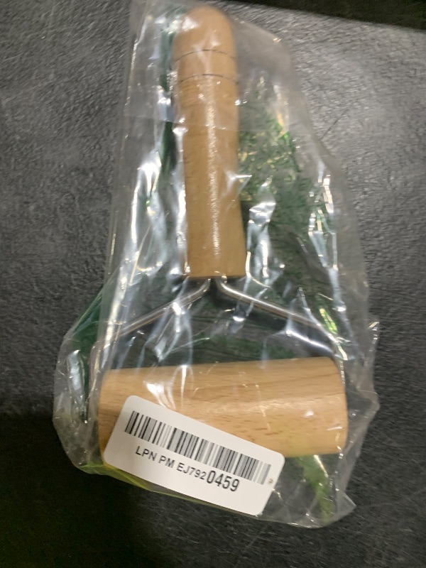 Photo 1 of Watris Veiyi Small Rolling Pin, Wooden Dough Roller, Non-Stick Pizza Roller, Dough Baker Roller Set for Home Kitchen Baking Cooking(9.5cm/3.74in)