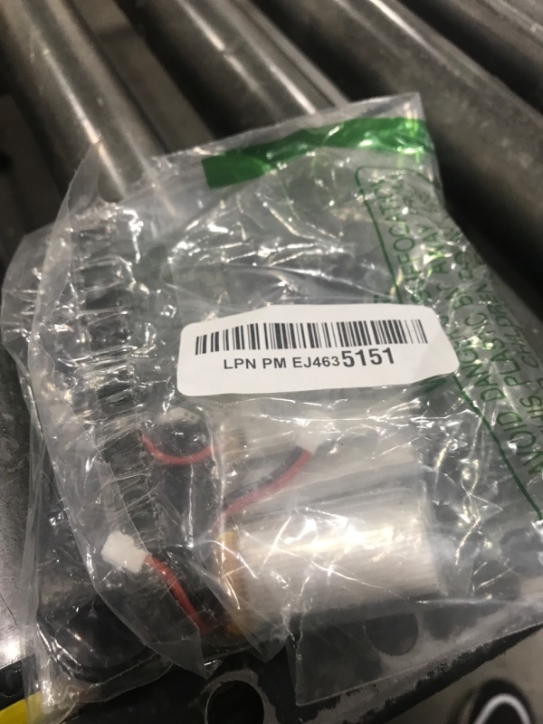 Photo 1 of PUOO Accessory 5PCS 3.7V 500mAh 25C Battery with 5-in-1 Charger for JJRC H31 H37 H6D Hubsan X4 H107C H107D H107L H107P H108 UDI U816A SYMA X5C X5SW HS170 HS170C Drone