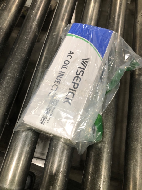 Photo 1 of Wisepick AC Oil and Dye Injector with R134A Snap Quick, with R1234yf Low Side Coupler Adapter, 2OZ Refrigerant Hand Turn Screw-in Type 1/4 SAE Scale