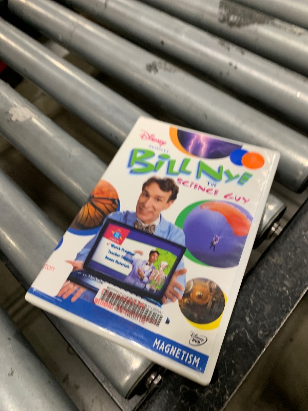 Photo 1 of Bill Nye the Science Guy: Magnetism Classroom Edition [Interactive DVD]
