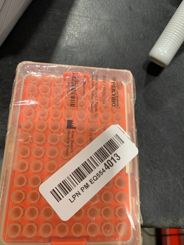 Photo 1 of PEKYBIO 200uL Sterile Pipette Tips (96 Tips/Rack), Universal Plastic Liquid Pipettor Tips Yellow Disposable Pipette Pipettor Transfer Pipettes for Laboratory