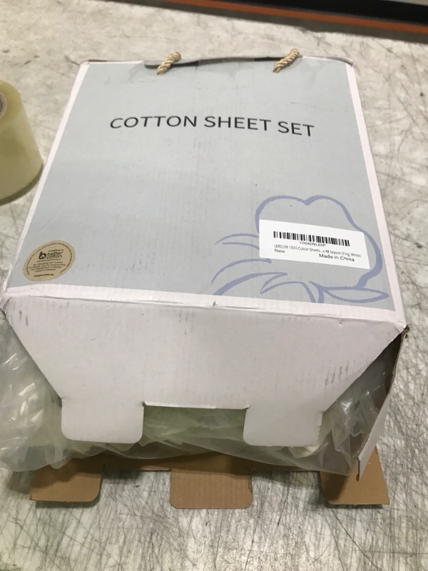 Photo 1 of SEE NOTES.............LBRO2M 100% Cotton Sheets King Size, 800 Thread Count, 4 Piece Bedding Set Deep Pocket Up to 16" Soft Comfortable All Season (King, White)
