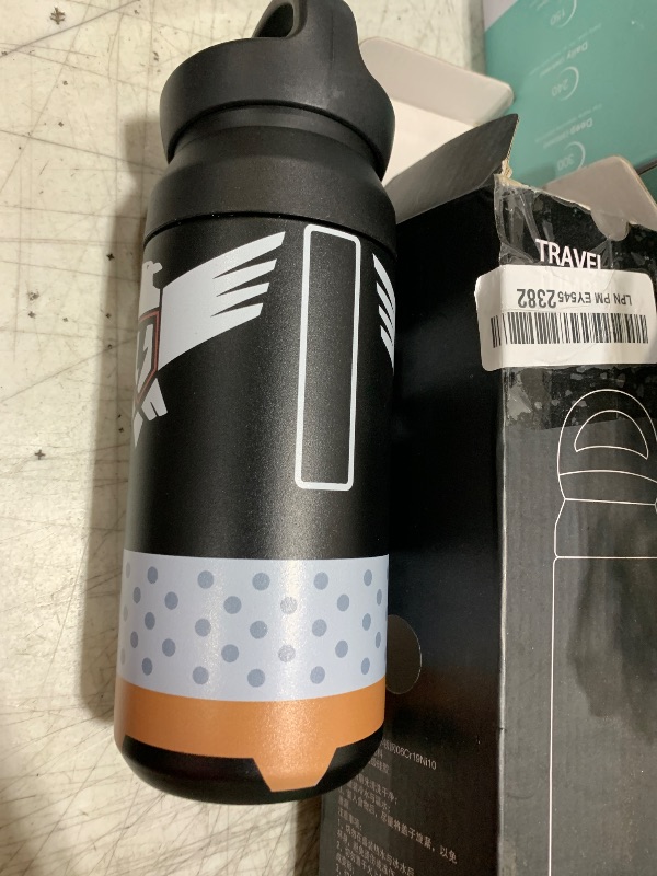 Photo 1 of Apex Legends Phoenix Kit Thermos Mug Water Bottle Stainless Steel Insulated Flask Keeps Hot or Cold (350ml)
