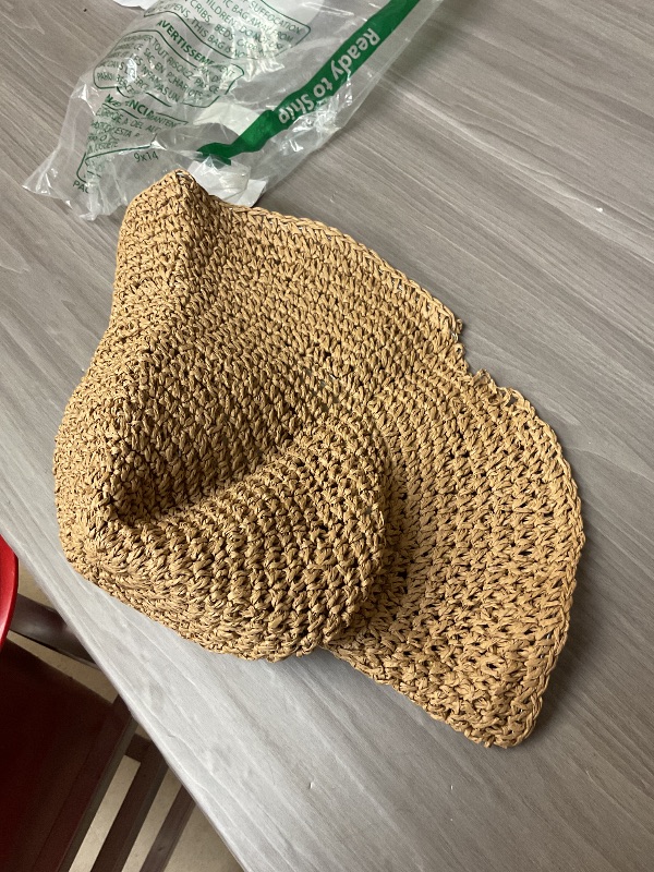 Photo 1 of Womens Wide Brim Straw Sun Hat Foldable Floppy Crochet Beach Hat for Summer (US, Alpha, One Size, Khaki)