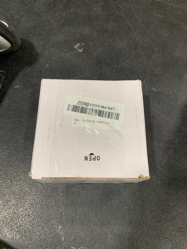 Photo 1 of 1 Pcs Pop Up Sticky Note Dispenser Sticky Note Holder Pop Up Note Dispenser Transparent Top for 3 x 3 Inch Sticky Notes School Office Home Store Black Base Clear Top (1)