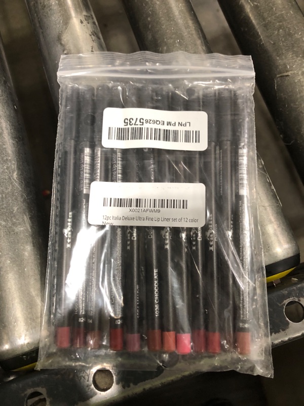 Photo 1 of 12pc Italia Deluxe Ultra Fine Lip Liner set of 12 color