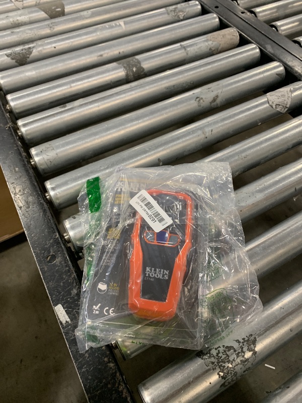 Photo 1 of Klein Tools ET140 Pinless Moisture Meter for Non-Destructive Moisture Detection in Drywall, Wood, and Masonry; Detects up to 3/4-Inch Below Surface