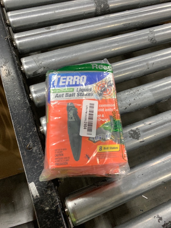 Photo 1 of Terro T1812-2 Outdoor Liquid Ant Killer Bait Stakes (2 Pack)