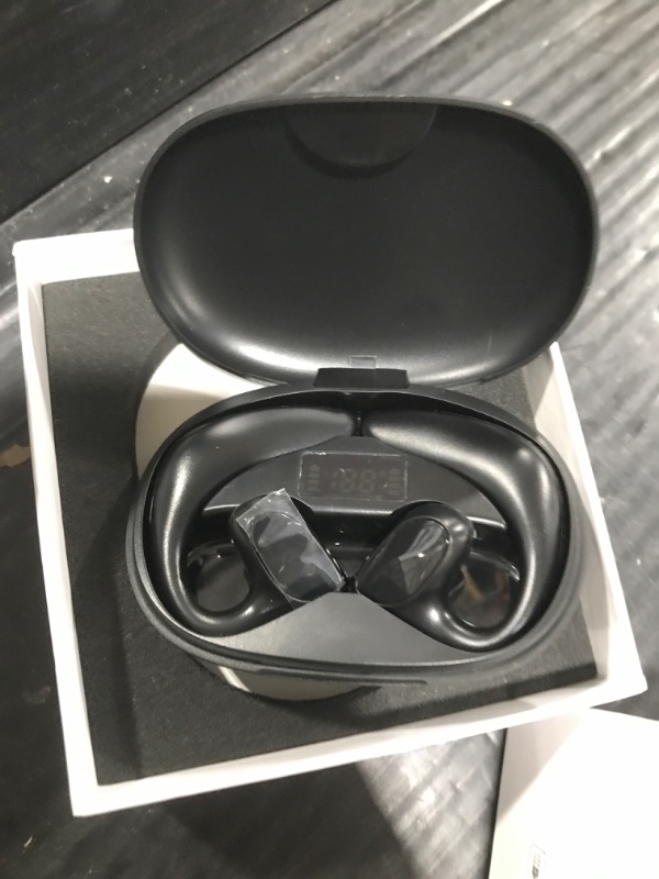 Photo 1 of Language Translator Earbuds Real Time 3-in-1 AI Translation Earbuds, 144-language Real-time Two-Way Earbuds, HD Sound, Long Battery Life, Translation Device for Travel Business Learning