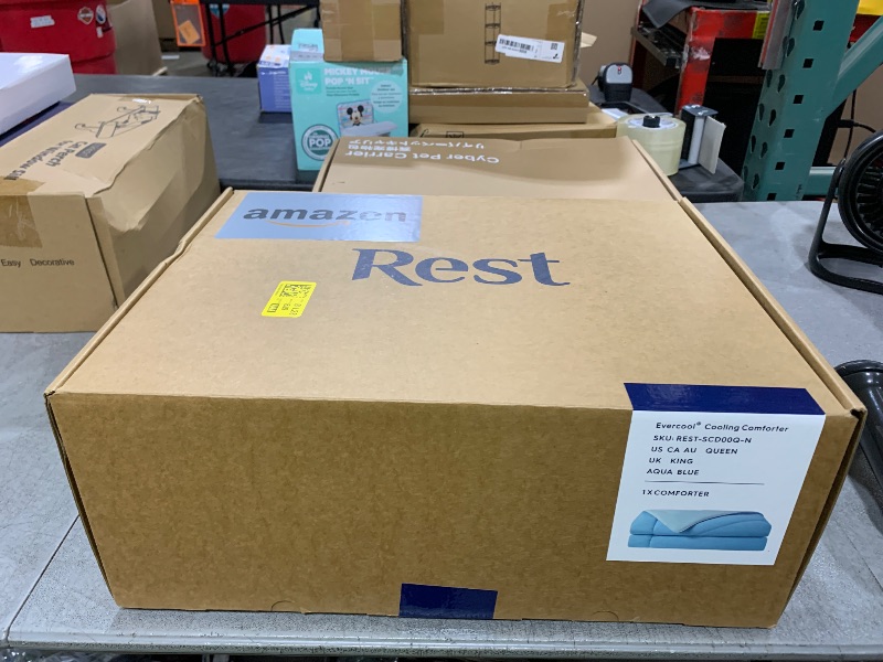 Photo 1 of REST® Evercool® Cooling Comforter, Full/Queen, Blanket for Hot Sleepers, All Season Bedding to Keep Cool for Night Sweats, Breathable Lightweight Blanket, 90"x90" Inches, Aqua Blue