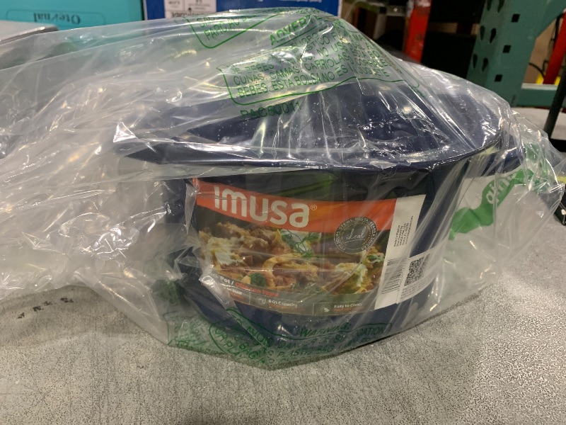 Photo 1 of IMUSA C20666-1063310W 6-Quart Blue Speckled Enamel Stock Pot with Lid