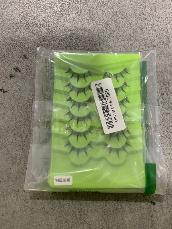 Photo 1 of outopen 7 Pairs Manga Lashes with Clear Band Japanese Anime Cosplay Eyelashes Spiky Wet Look Lashes 12mm Asian False Eyelashes Clusters (B03-Wet Look Manga Lashes 5 Clusters 10-12MM)