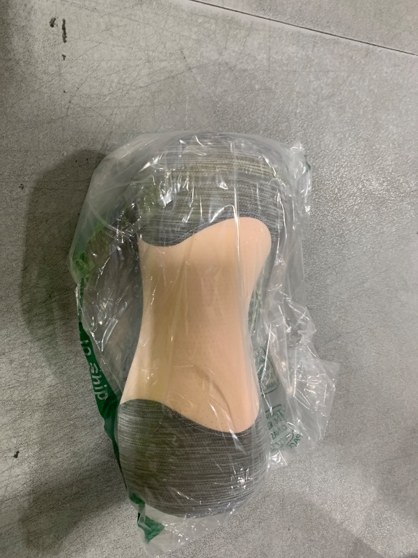 Photo 1 of Neck Pillow 