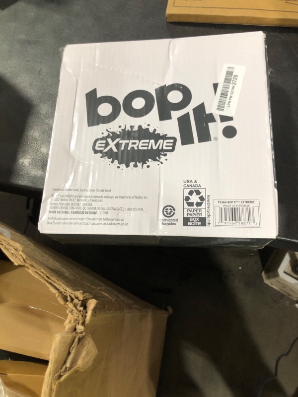 Photo 1 of Hasbro Gaming Bop It Extreme Electronic Game for 1 or More Players, Fun Party Interactive Game for Kids Ages 8+, 4 Modes Including One-On-One Mode (Amazon Exclusive)