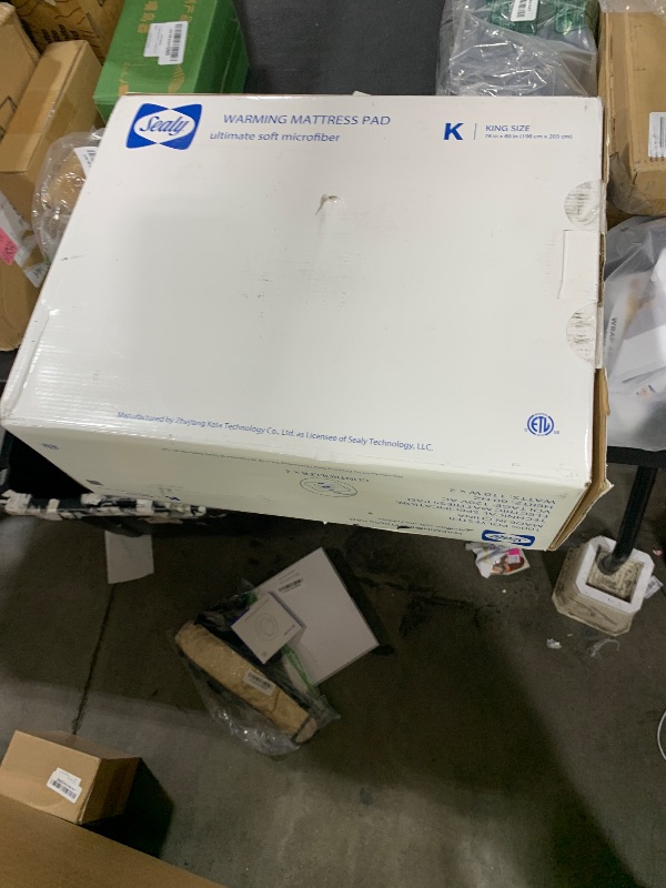 Photo 1 of Sealy Electric Mattress Pad King Size, 10 Heating Settings Heated Mattress Pad, Bed Warmer with Dual Controller & Auto Off 1-12 Hours, Fit Up to 17 Inch, Machine Washable, 78"x80"