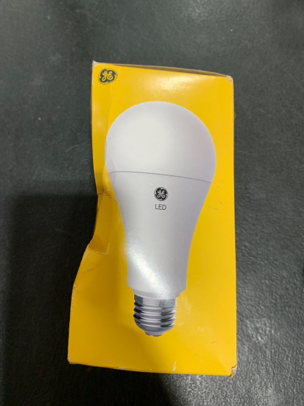 Photo 1 of LED A21 E26 SW 200W 1PK