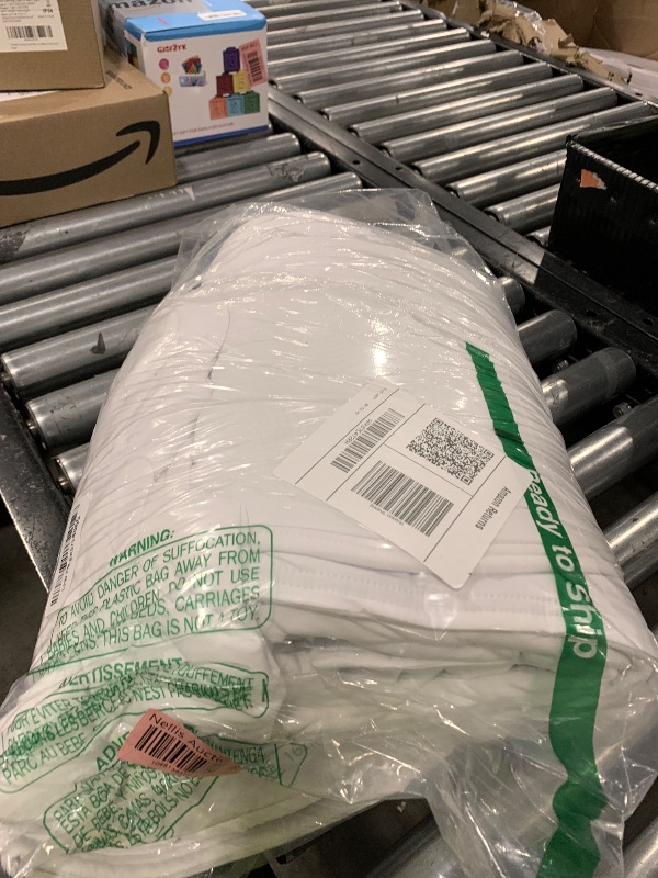 Photo 1 of Breescape Cooling Comforter Queen Size - BlendTek™ Q-Max>0.46 Tech, Breathable Blanket for Hot Sleepers & Night Sweats Relief, Premium Lightweight Summer Bedding, 96x96 Inches, Snow White