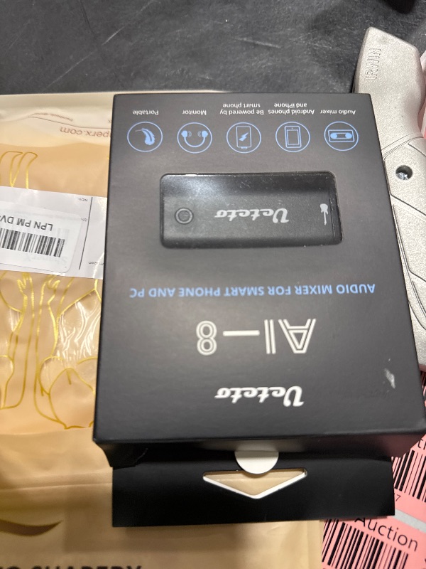 Photo 1 of Ueteto Audio Interface for Guitar, Portable Internal Recording Sound Card for Live Streaming for Iphone, Ipad and Android smartphones and tablets, No Driver Needed