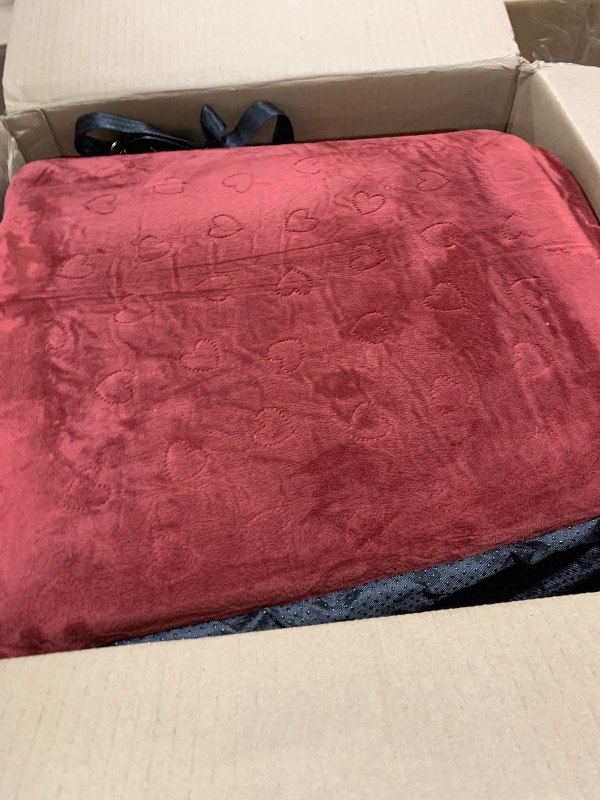 Photo 1 of Lealchum Dog Car Seat for Small/Medium Dogs,6in Elevated Cushion,Fits in Front/Back Seat,Fully Detachable and Washable,2 Storage Pockets,Easy to Install (Red, Medium)