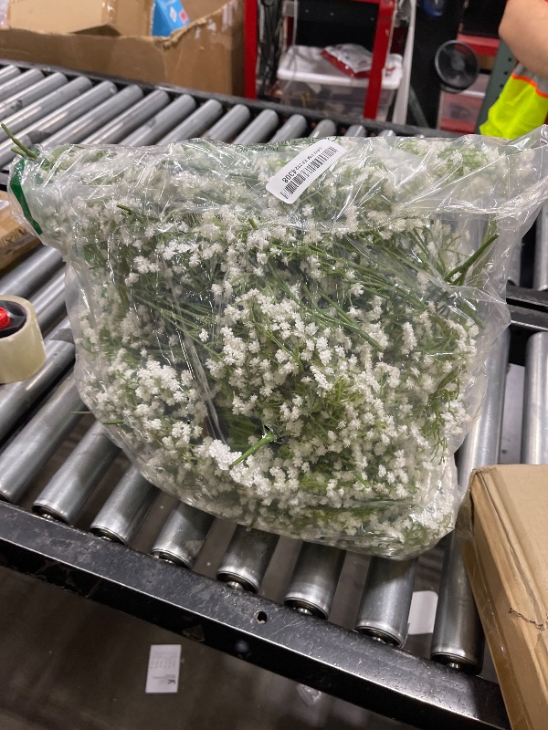 Photo 1 of 100 Pcs Babys Breath Artificial Flowers, Baby Breath Flowers Artificial Bulk, Real Touch White Fake Flowers, Faux Babies Breath Gypsophila for Wedding Home Decor Floral Arrangement
