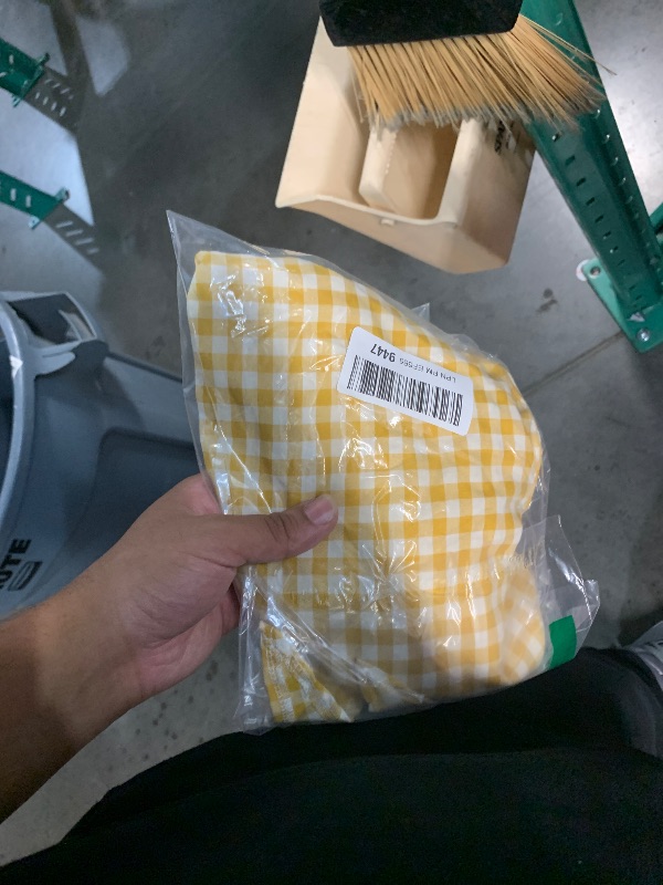 Photo 1 of ***(COLOR IS YELLOW)***PRETTYGARDEN Womens Tops 2025 Cute Summer Cap Sleeve Crewneck Tie Knot Striped Shirts Casual Loose Blouses Knit Crop Top(Stripes Beige and Jujube Red,Medium) ***(COLOR IS YELLOW)***