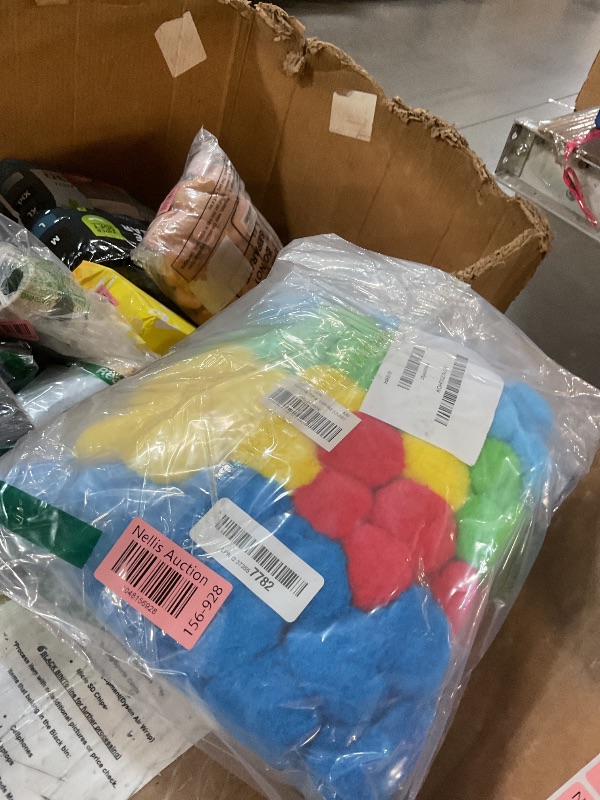 Photo 1 of (PARTIAL SET) 100PCS Reusable Water Balloons, Soaker Water Balls Kids Outdoor Toys for Pool Water Toys 5 Colors, Rightness Beach Ball for 3+ Years Children and Young Boys and Girls