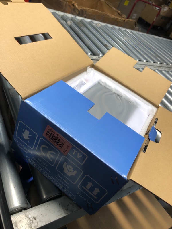 Photo 1 of (sold for parts only) RegiisJoy 30000 in 1 Handheld Portable Arcade Game Console with HD Screen Mini Pandora Box 70S 2.4GHZ Wireless Controllers 