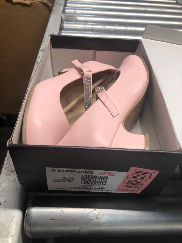 Photo 1 of (SIZE 5) (USED/FAIR) K KomForme Mary Jane Shoes with Low Heel Rhinestones Princess Flats Dress Pump Shoes for Little Kid/Big Kid Light Pink
US 5