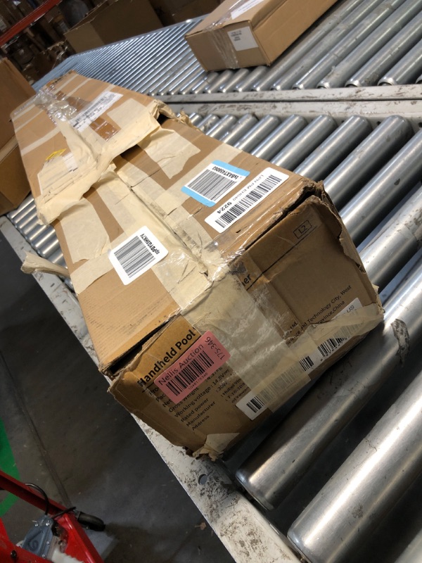 Photo 1 of Wonderdriver Heavy Duty 330lb Roof Rack Cross Bars Compatible with Chevy Suburban & Tahoe 2021 2022 2023 2024 2025 GMC Yukon XL, Cadillac Escalade ESV Lockable Aluminum Crossbar Carrier Luggage