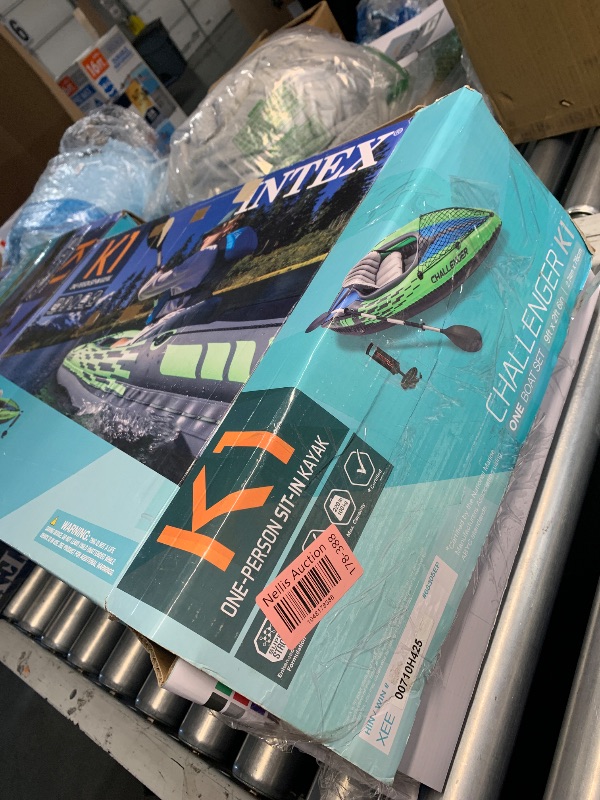 Photo 1 of ************HAS A PUNCTURE, WILL NEED TO BE PATCHED**************
Intex 68305EP Challenger K1 Inflatable Kayak Set: Includes Deluxe 86in Kayak Paddles and High-Output Pump – Adjustable Seat with Backrest – Removable Skeg – 1-Person – 220lb Weight Capacity