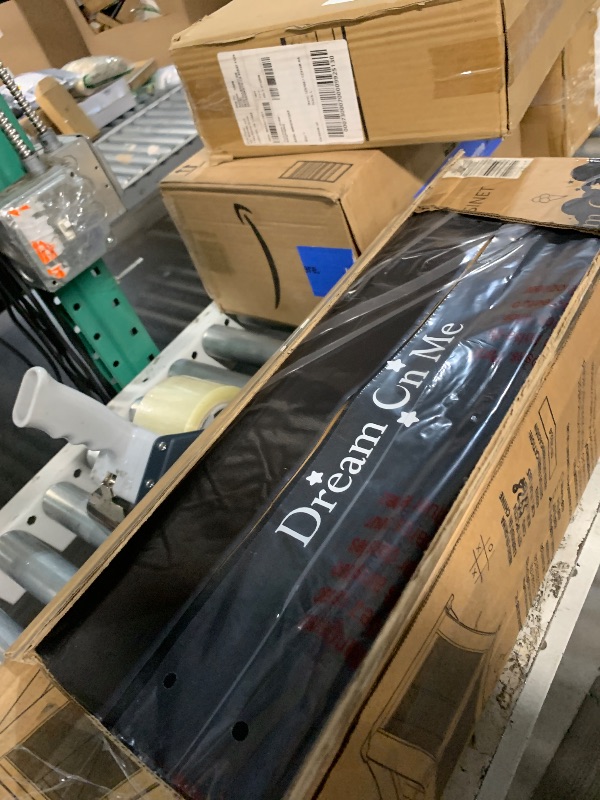 Photo 1 of ***DAMAGED - CARRY CASE SLASHED***
Dream On Me Zazzy Portable Playard with Bassinet in Black, Lightweight Packable and Easy Setup Baby Playard with Mattress and Travel Bag
