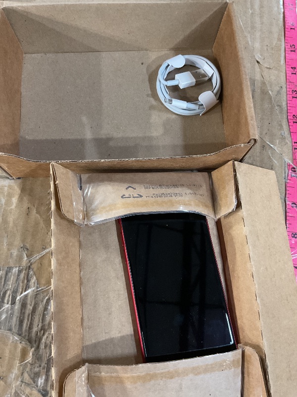 Photo 1 of (POWER TESTED) (POWERS OFF QUICKLY) (DAMAGED)  COULDN’T TEST FURTHER* Apple iPhone SE (2nd Generation), US Version, 128GB, Red - Unlocked (Renewed)