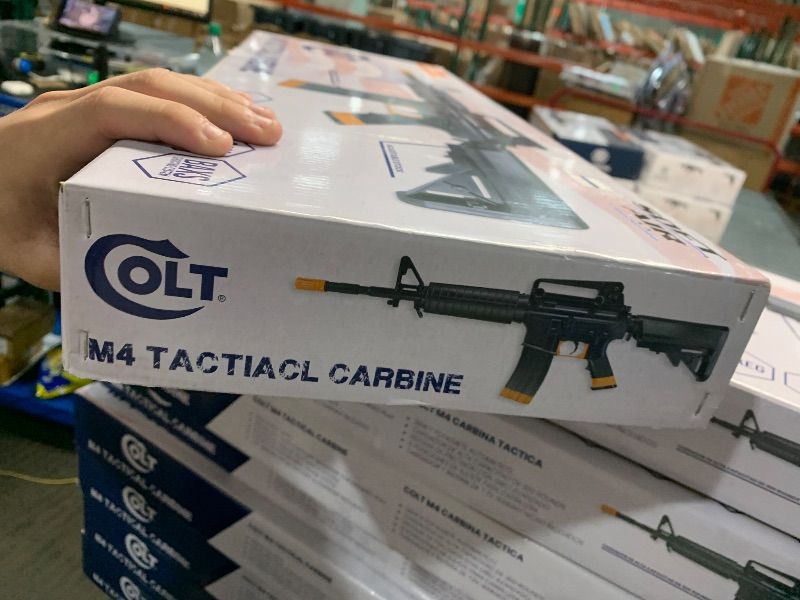 Photo 1 of (damaged)(sold for parts)(see images) Colt M4A1 Carbine AEG Airsoft Rifle

