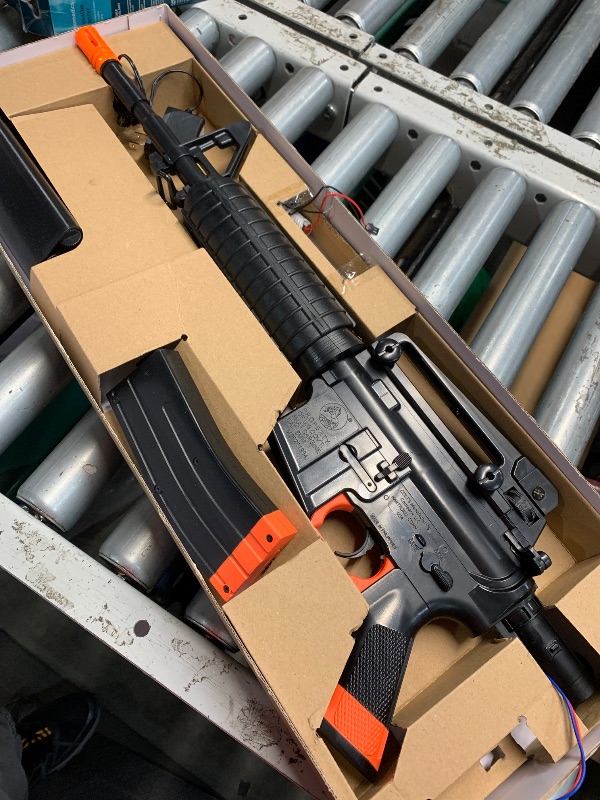 Photo 1 of (damaged)(sold for parts)(see images) Colt M4A1 Carbine AEG Airsoft Rifle
