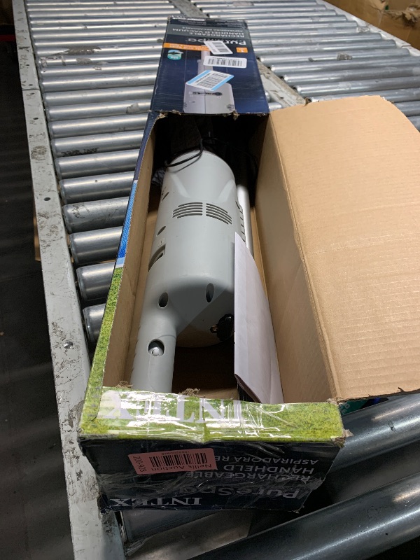 Photo 1 of ***PARTS ONLY***

Intex Handheld Pool Vacuum Cleaner Rechargeable 94 Inch Telescoping Shaft and 2 Interchangeable Brush Heads for Above Ground Swimming Pool and Spa