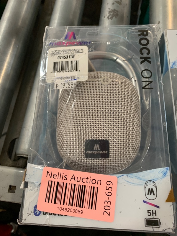 Photo 1 of  Portable Clip-on Bluetooth Speaker [gray]