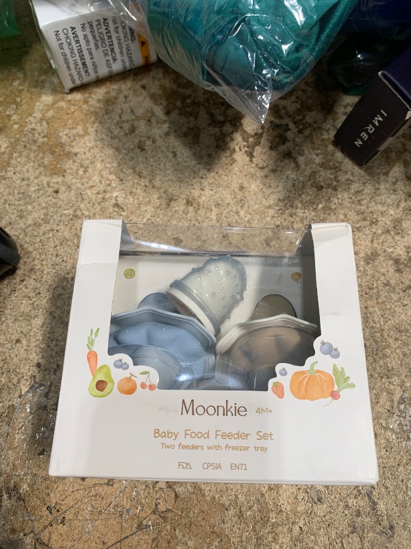 Photo 1 of (MINOR USAGE) Moonkie Baby Fruit Feeder with Freezer Tray, Breastmilk Popsicle Molds for Teething Relief, Baby Teething Toy, BPA Free Silicone Food Feeder for Infant Self Feeding, Two Pouches, 4 Months+, 2 Pack