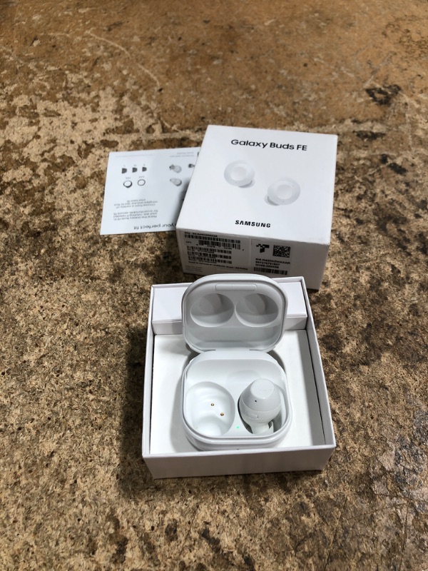 Photo 1 of *ONLY 1* Samsung Galaxy Buds FE True Wireless Bluetooth Earbuds, In-Ear Secure Fit, Noise Cancelling, Auto Switch Audio, Touch Control, Built-in Voice Assistant, White [US Version, 1Yr Manufacturer Warranty]