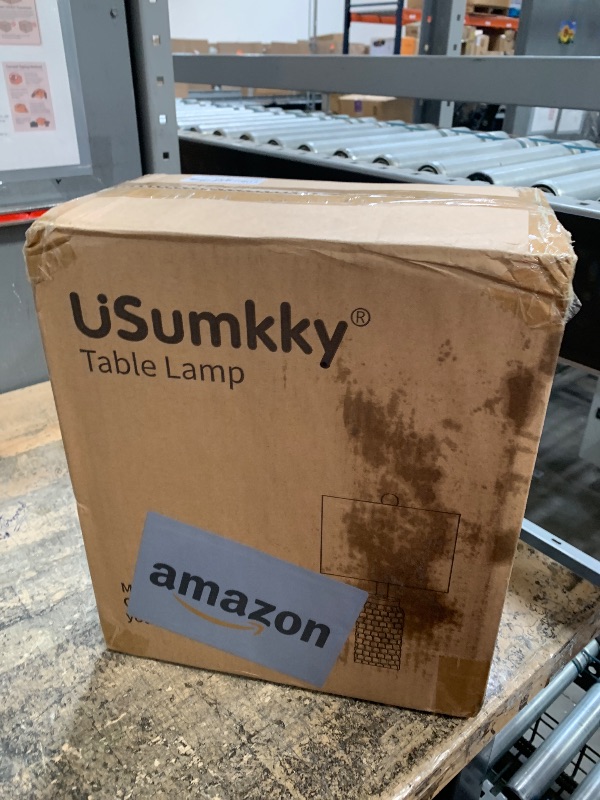 Photo 1 of ***(partial set only 1)***USumkky 20.5" White Modern Ceramic Bedside Lamp Set of 2 for Bedroom Decor Farmhouse Table Lamp for Living Room Office Dorm