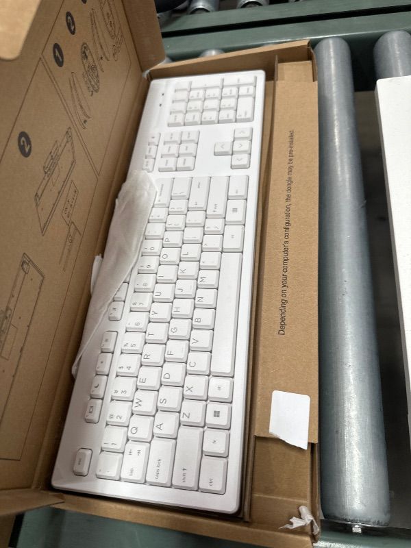 Photo 1 of HP 27 inch All-in-One Desktop PC, FHD Display, 13th Generation Intel Core i7-1355U, 12 GB RAM, 512 GB SSD, Intel Iris Xe Graphics, Windows 11 Pro, 27-cr0082 (2023)